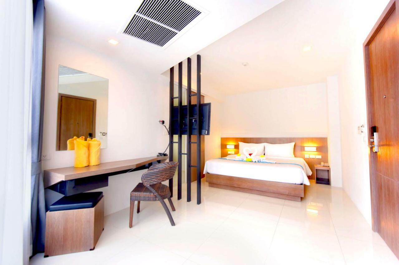 Phoenix Hotel Karon Beach Екстериор снимка